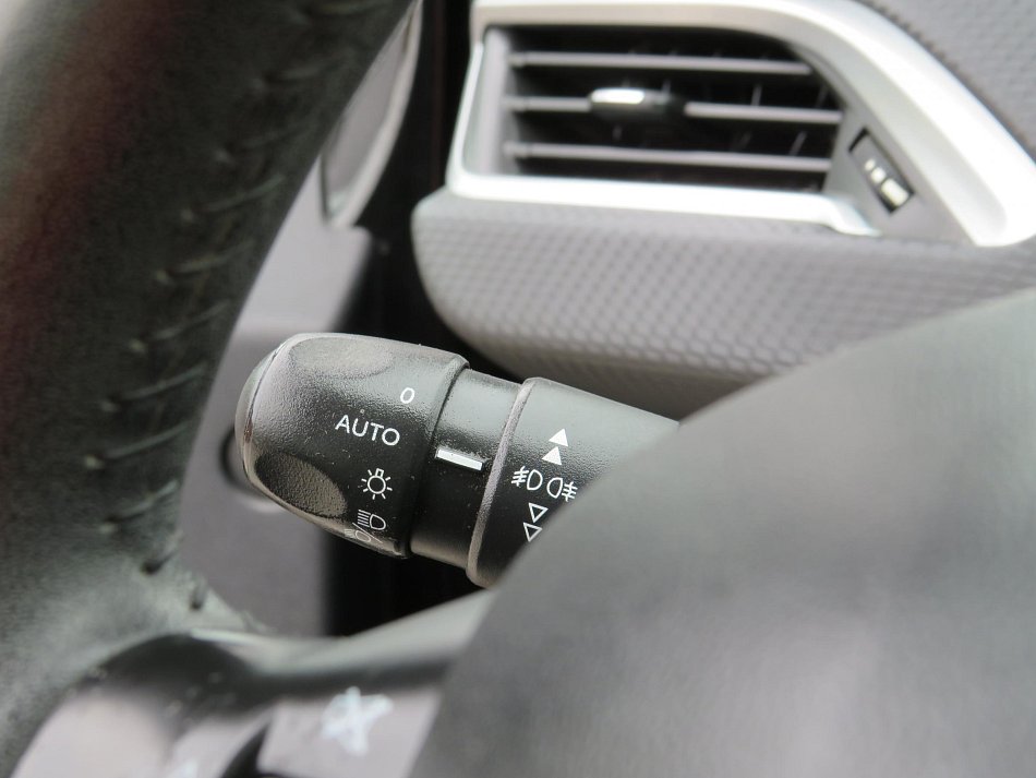 Peugeot 2008 1.6 BLUEHDI 
