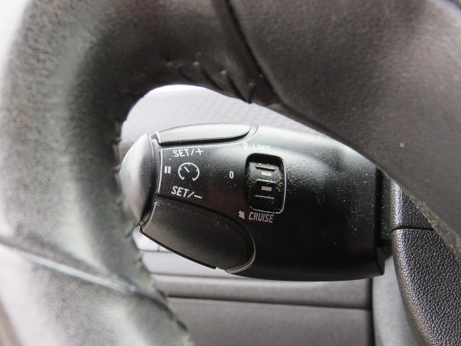 Peugeot 2008 1.6 BLUEHDI 