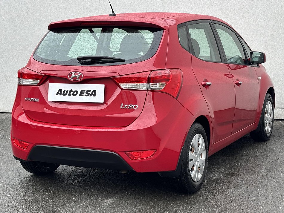 Hyundai Ix20 1.4i 