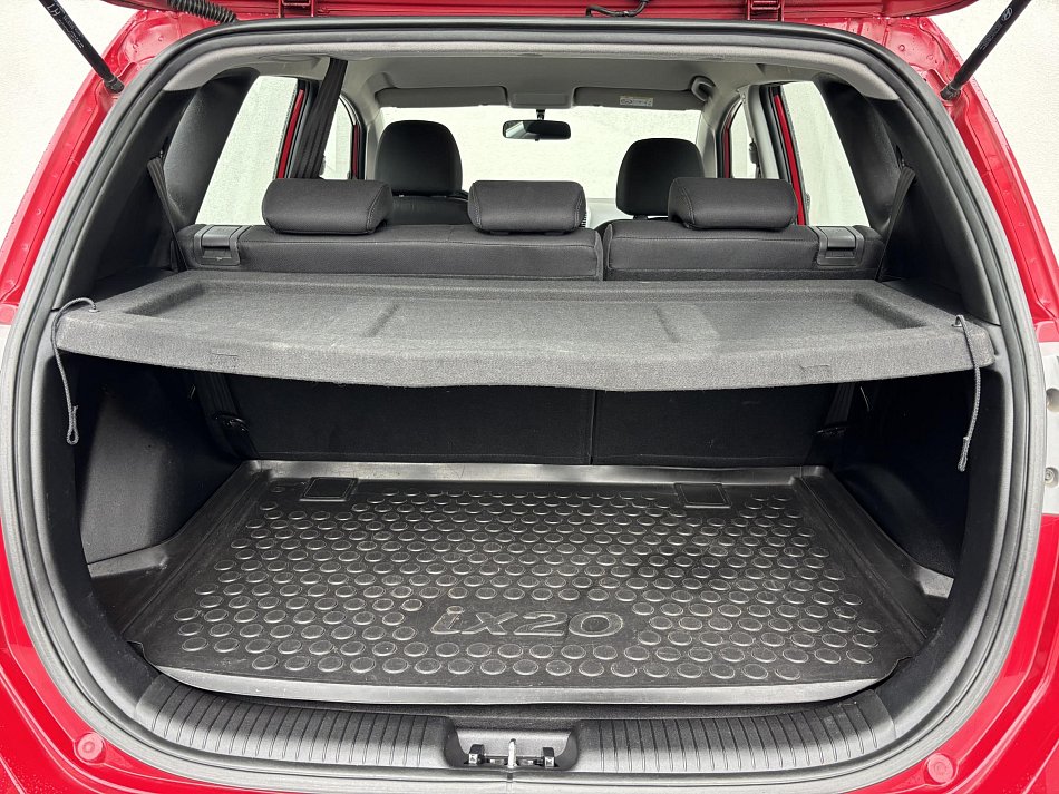 Hyundai Ix20 1.4i 