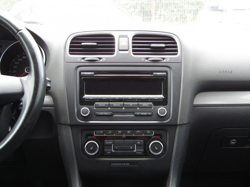 Volkswagen Golf 1.2 TSi 