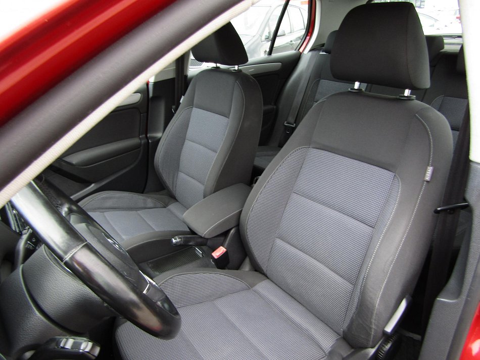 Volkswagen Golf 1.2 TSi 
