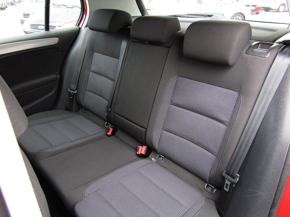 Volkswagen Golf 1.2 TSi 