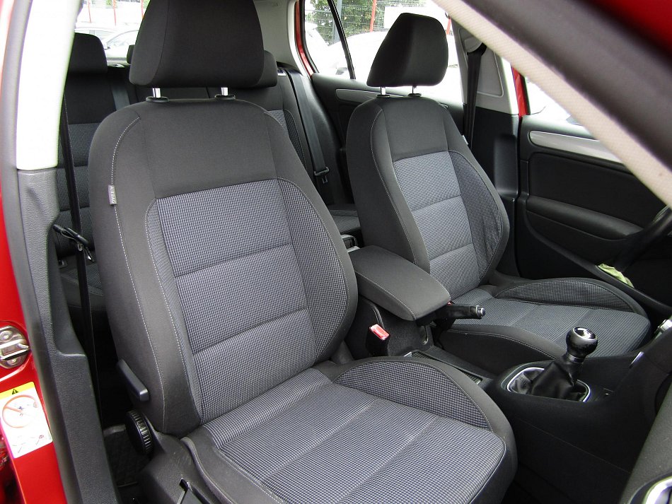 Volkswagen Golf 1.2 TSi 