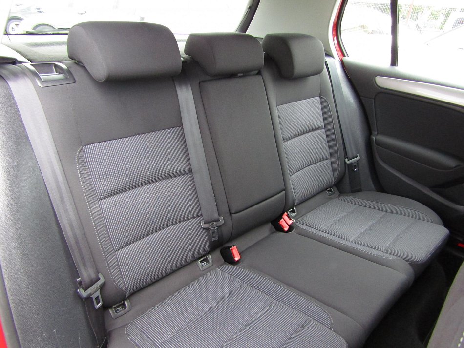 Volkswagen Golf 1.2 TSi 