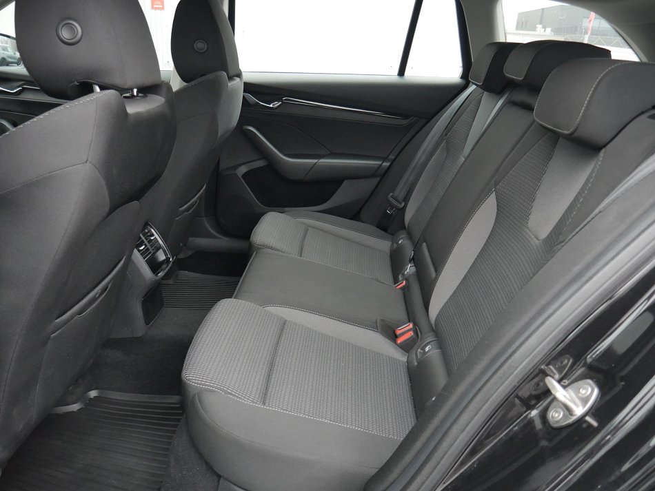 Škoda Octavia IV 2.0 TDi Ambition