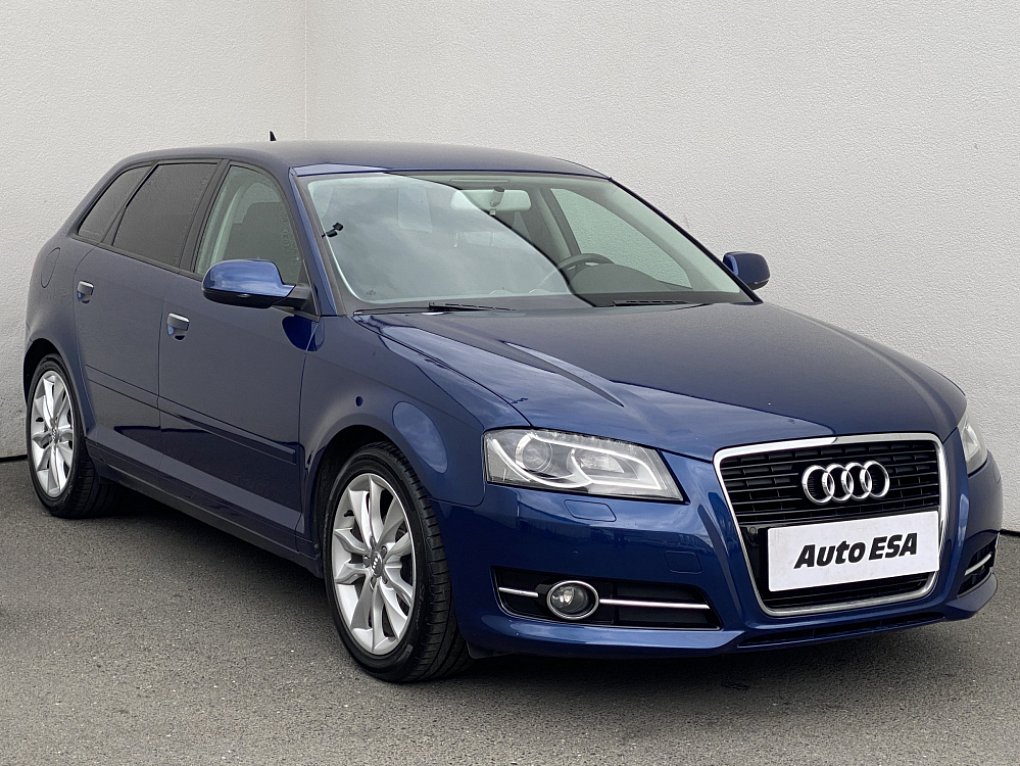 Audi A3 1.6i Attraction