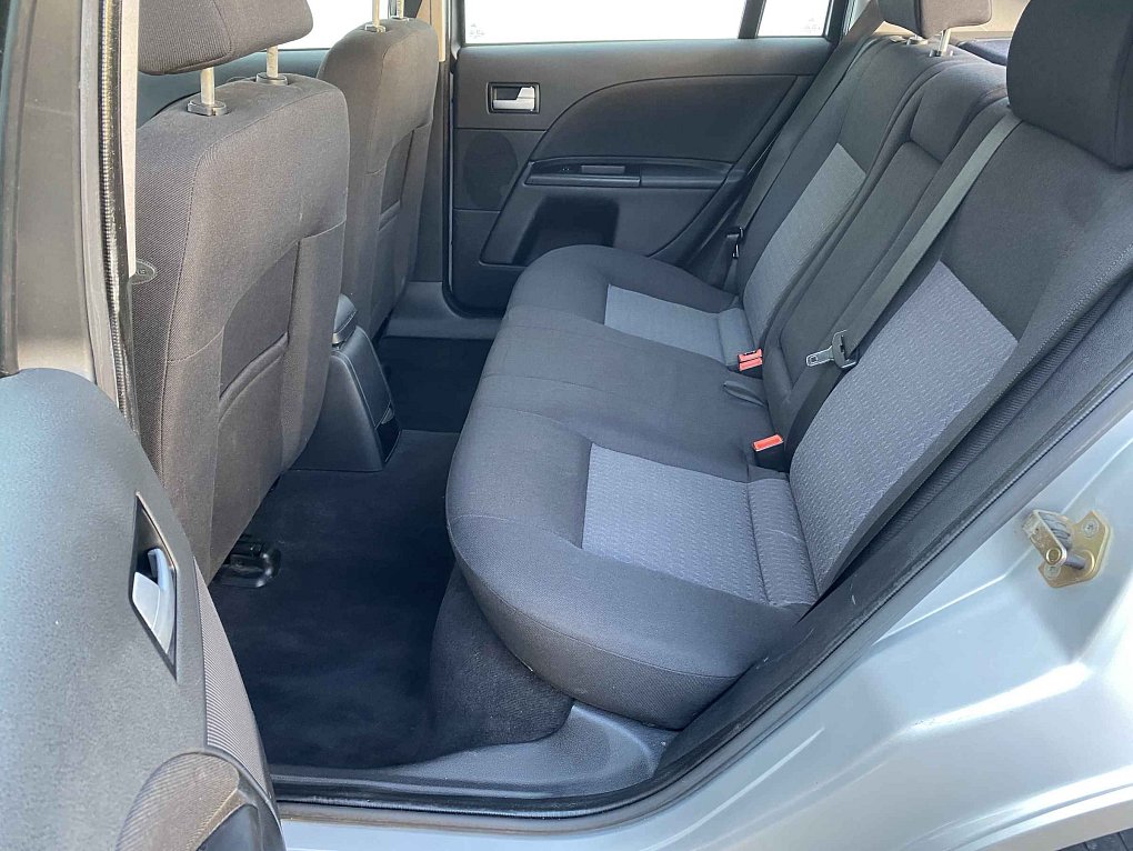 Ford Mondeo 1.8 i 