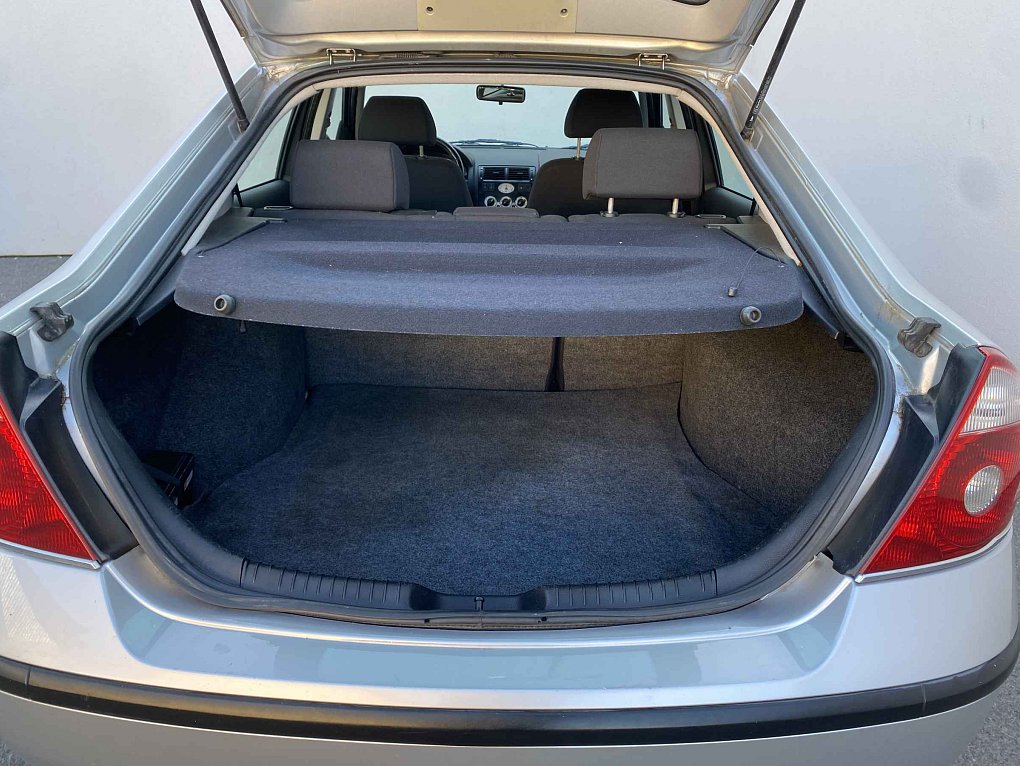 Ford Mondeo 1.8 i 