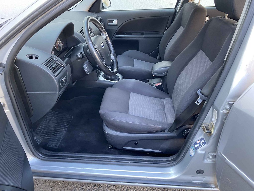 Ford Mondeo 1.8 i 