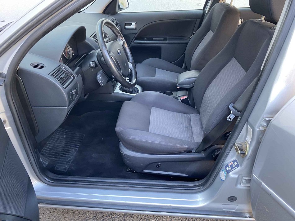 Ford Mondeo 1.8 i 