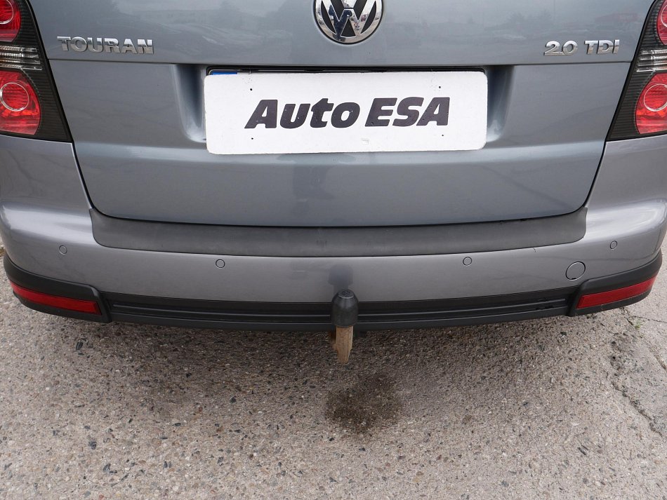 Volkswagen Touran 2.0 TDi  7míst