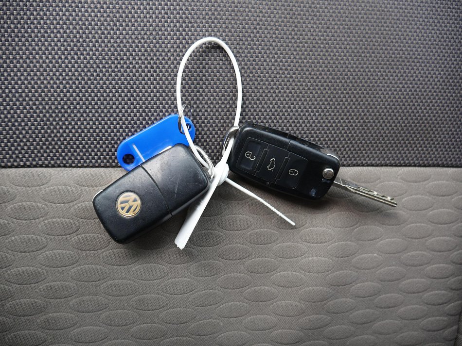 Volkswagen Touran 2.0 TDi  7míst