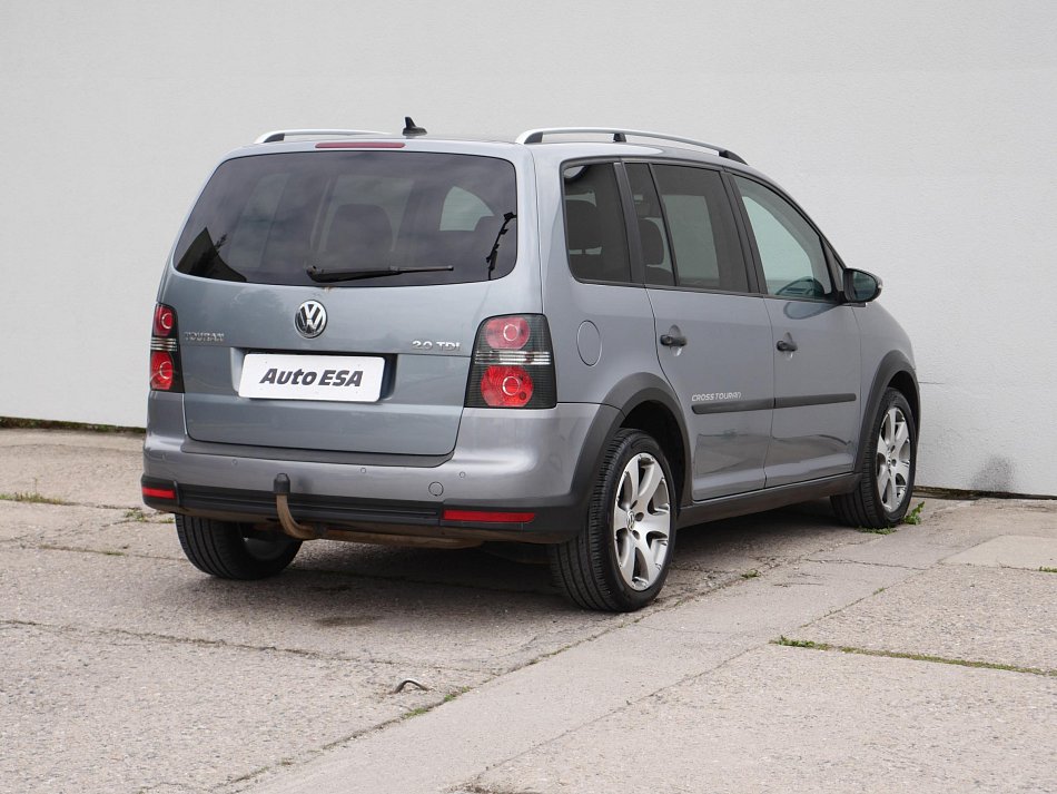 Volkswagen Touran 2.0 TDi  7míst