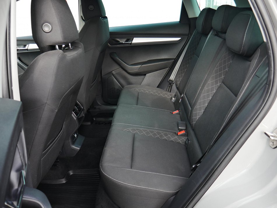 Škoda Karoq 1.6 TDi Ambition