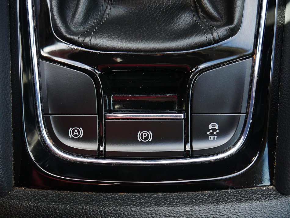 Škoda Karoq 1.6 TDi Ambition