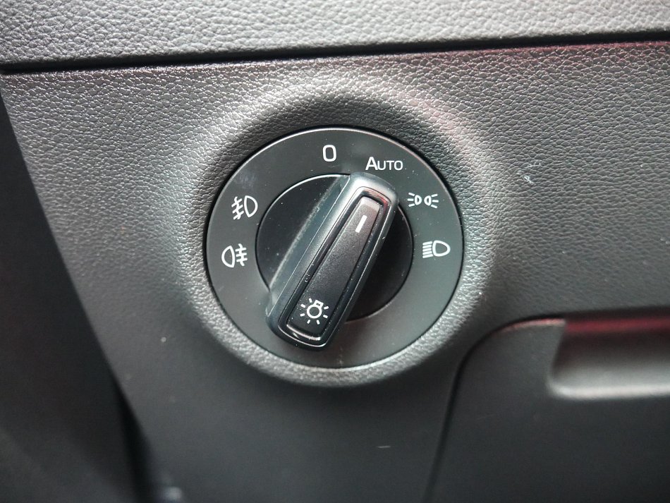 Škoda Karoq 1.6 TDi Ambition
