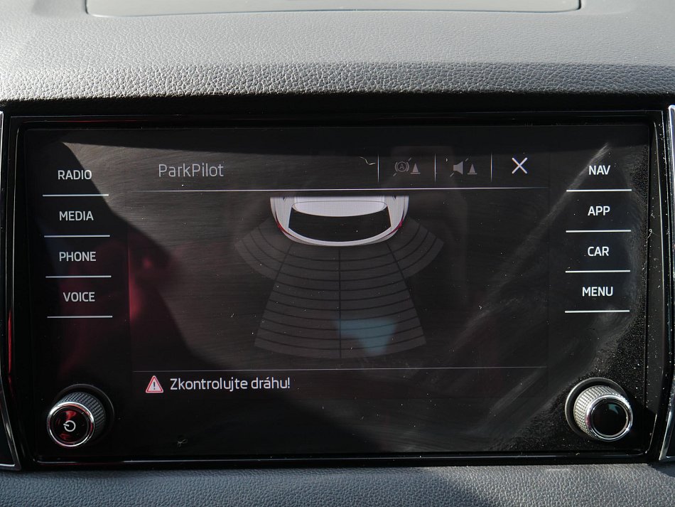Škoda Karoq 1.6 TDi Ambition