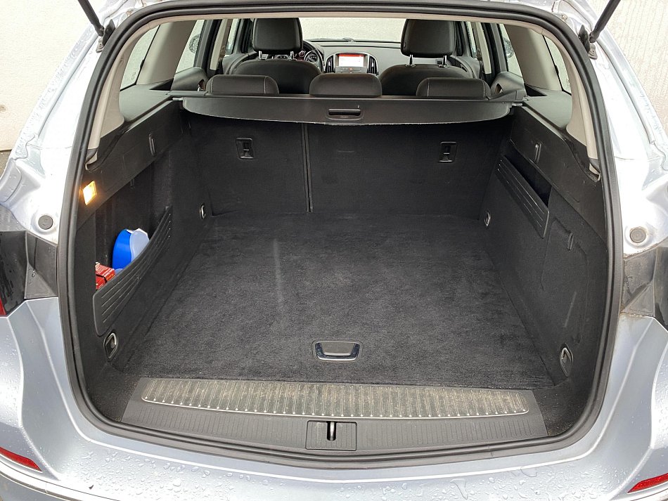 Opel Astra 1.6i  SPORTS TOURER