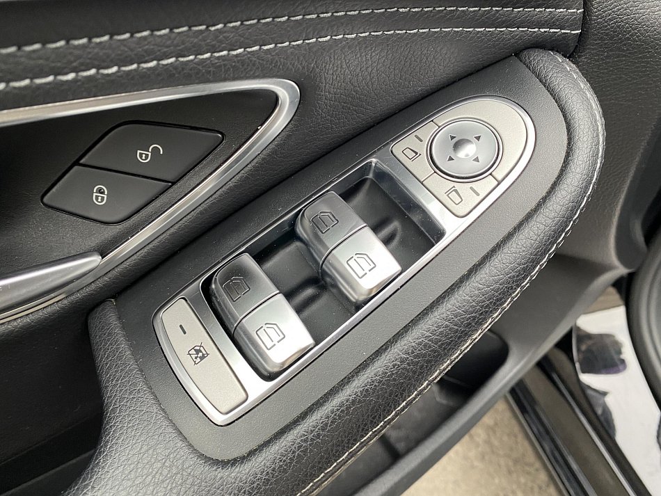 Mercedes-Benz Třída C 1.6  C 200