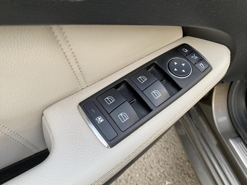 Mercedes-Benz Třída E 350 CDI  E 350 CDI 4 matic