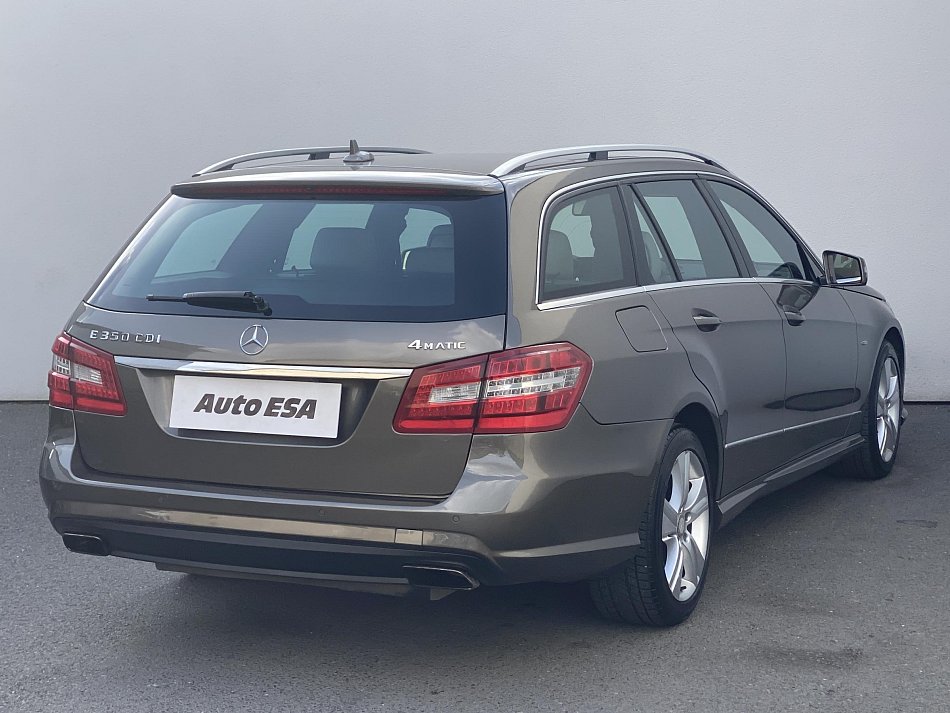 Mercedes-Benz Třída E 350 CDI  E 350 CDI 4 matic