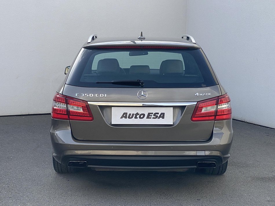 Mercedes-Benz Třída E 350 CDI  E 350 CDI 4 matic