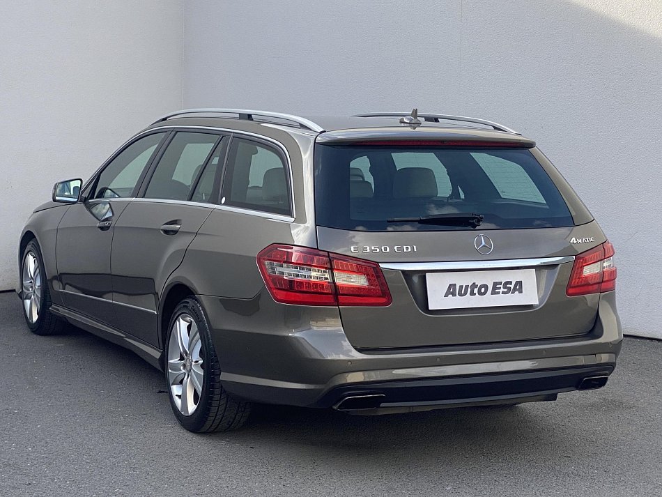 Mercedes-Benz Třída E 350 CDI  E 350 CDI 4 matic