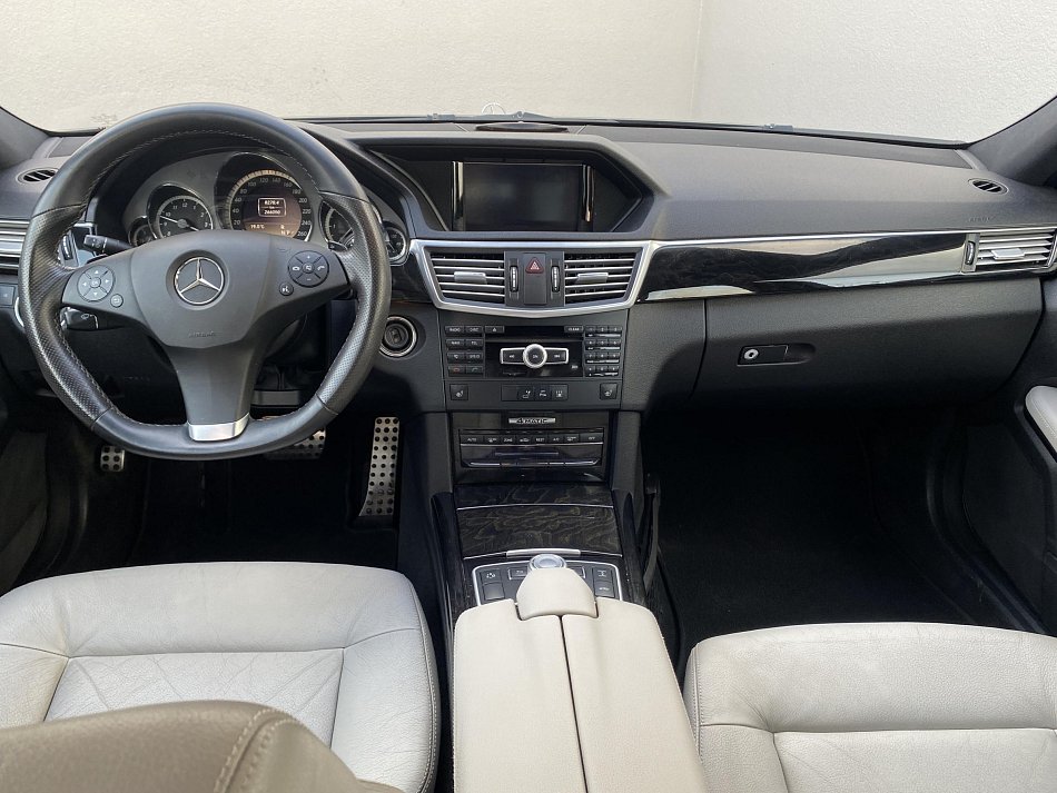 Mercedes-Benz Třída E 350 CDI  E 350 CDI 4 matic
