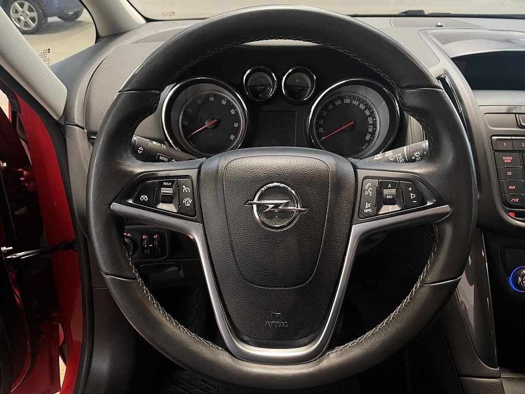 Opel Zafira 1.4i 
