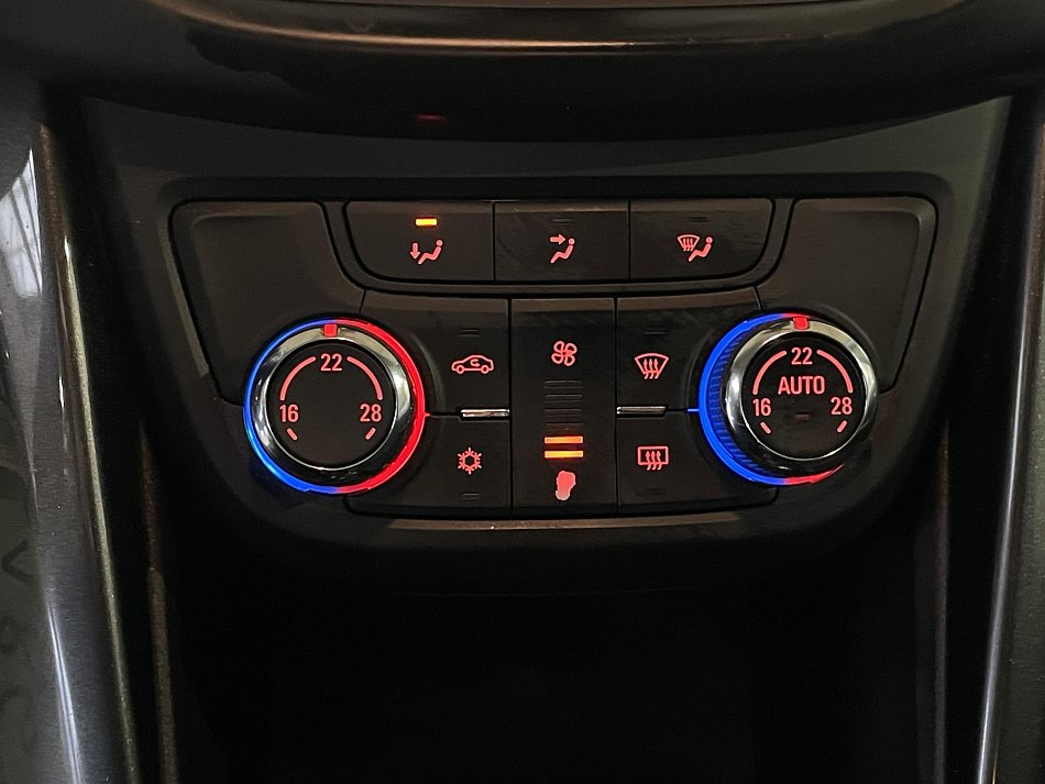 Opel Zafira 1.4i 