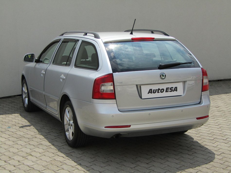 Škoda Octavia II 1.6 TDi Elegance