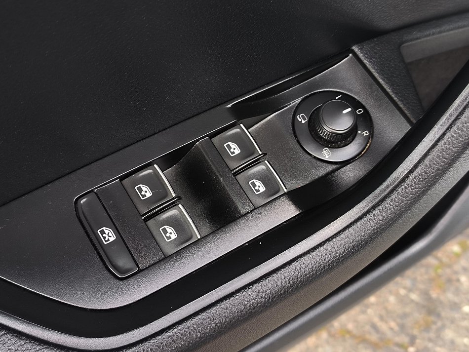 Škoda Superb III 1.6 TDi 