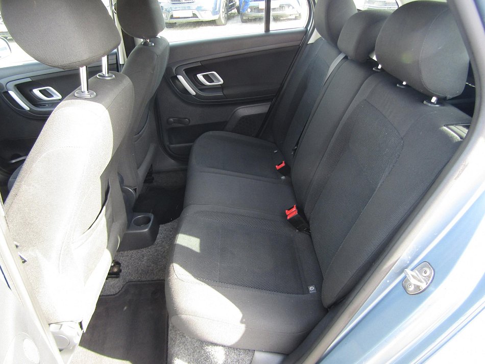 Škoda Fabia II 1.6 i Elegance