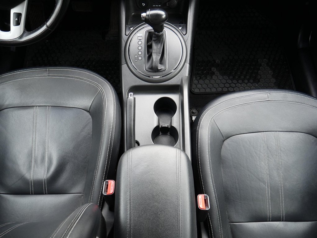 Kia Sportage 2.0 CVVT Spirit AWD