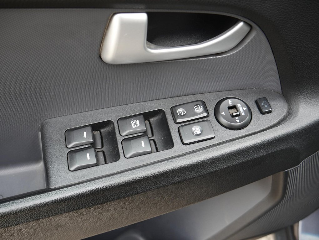 Kia Sportage 2.0 CVVT Spirit AWD