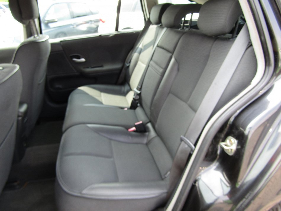 Renault Laguna 2.0i 