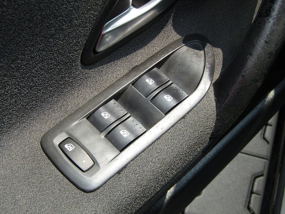 Renault Laguna 2.0i 