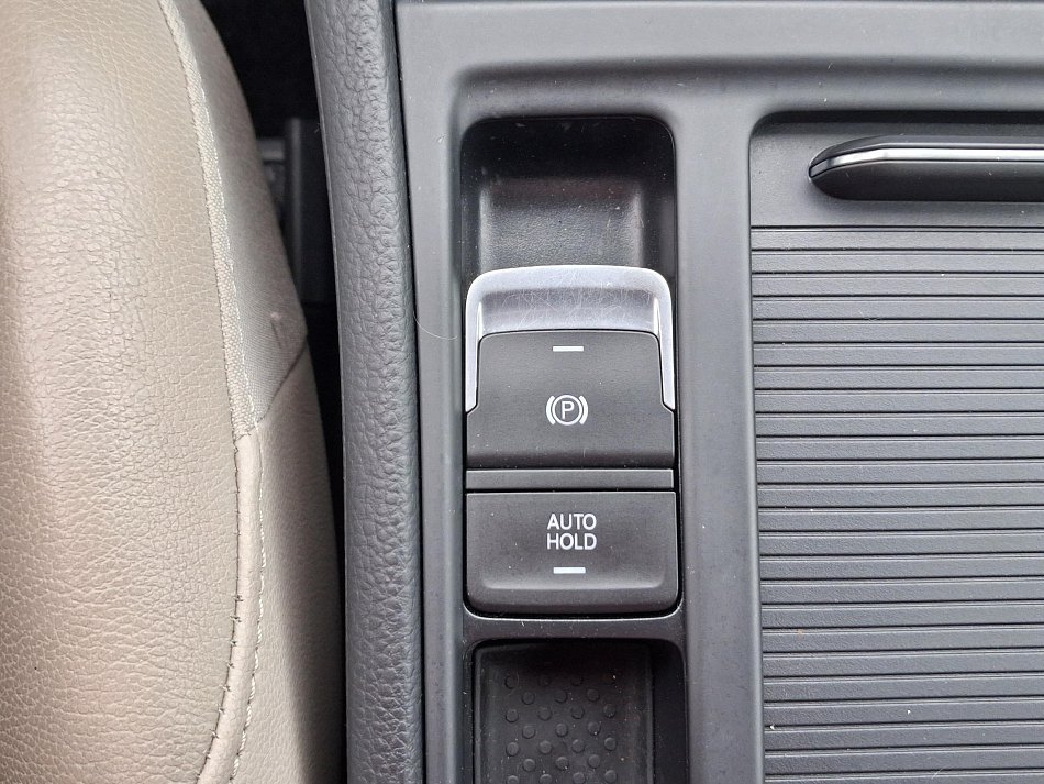 Volkswagen Golf 2.0 TDi Highline