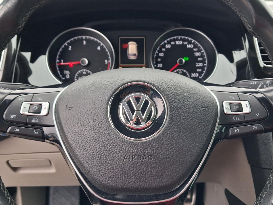 Volkswagen Golf 2.0 TDi Highline