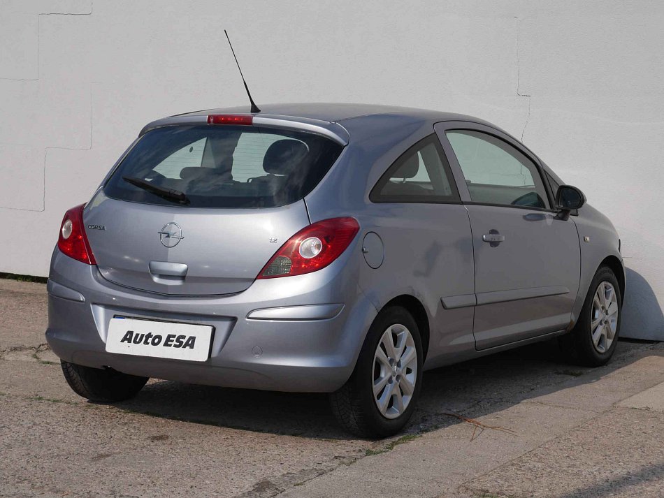 Opel Corsa 1.2 i 