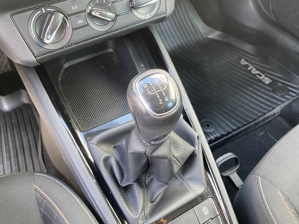 Škoda Scala 1.0 TSi Ambition
