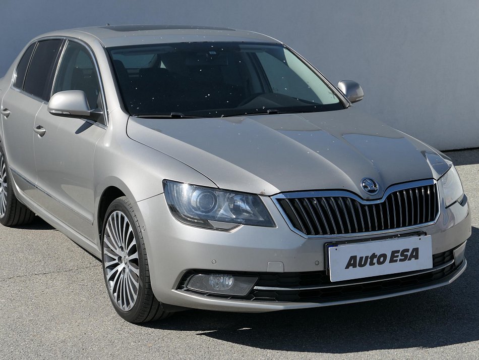 Škoda Superb II 3.6 FSi Elegance 4x4