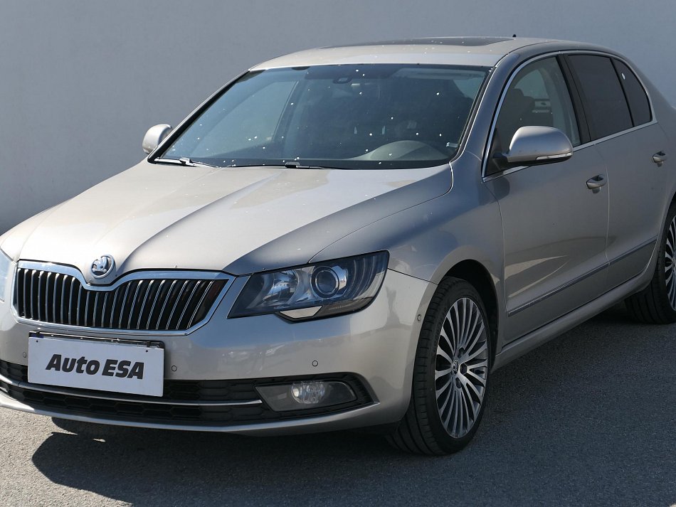 Škoda Superb II 3.6 FSi Elegance 4x4