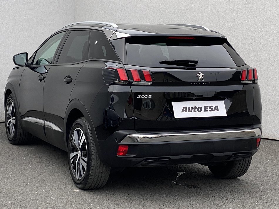 Peugeot 3008 1.2 PT Allure