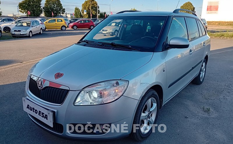 Škoda Fabia II 1.4i 16V Elegance