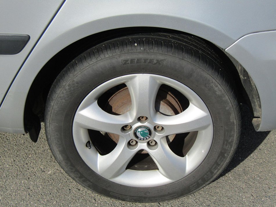 Škoda Fabia II 1.4i 16V Elegance