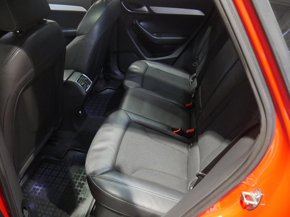 Audi Q3 2.0 TFSI S-line quattro