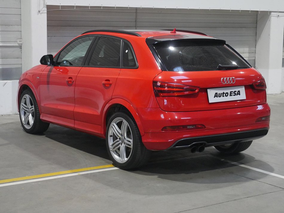 Audi Q3 2.0 TFSI S-line quattro