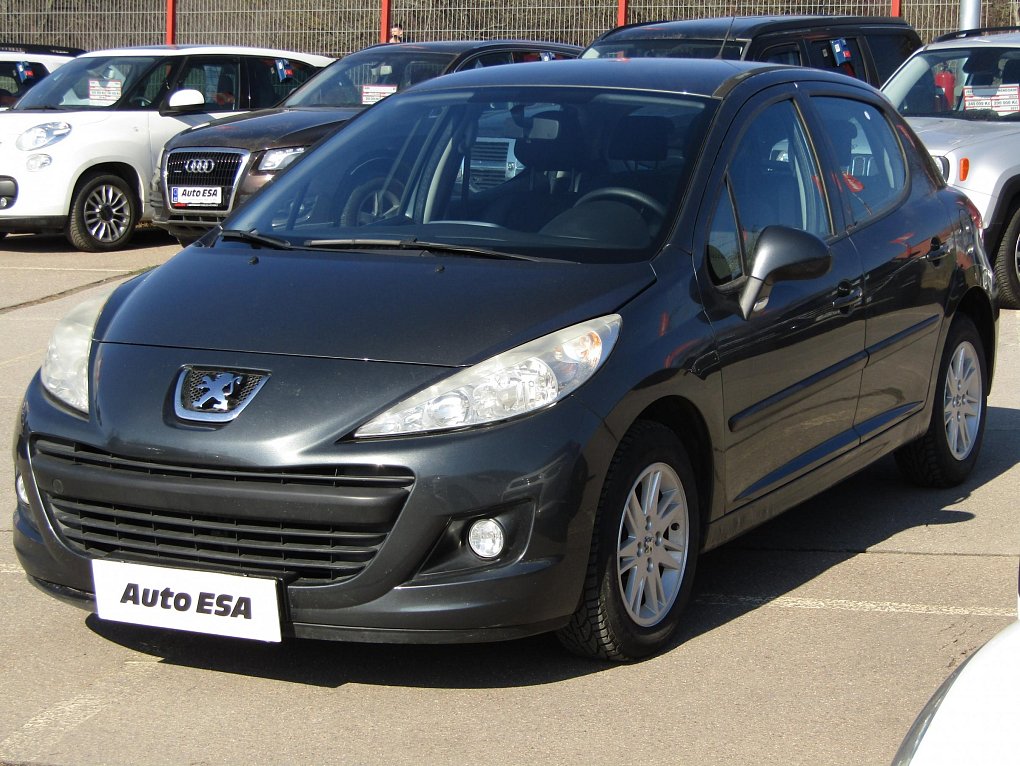 Peugeot 207 1.4 i 